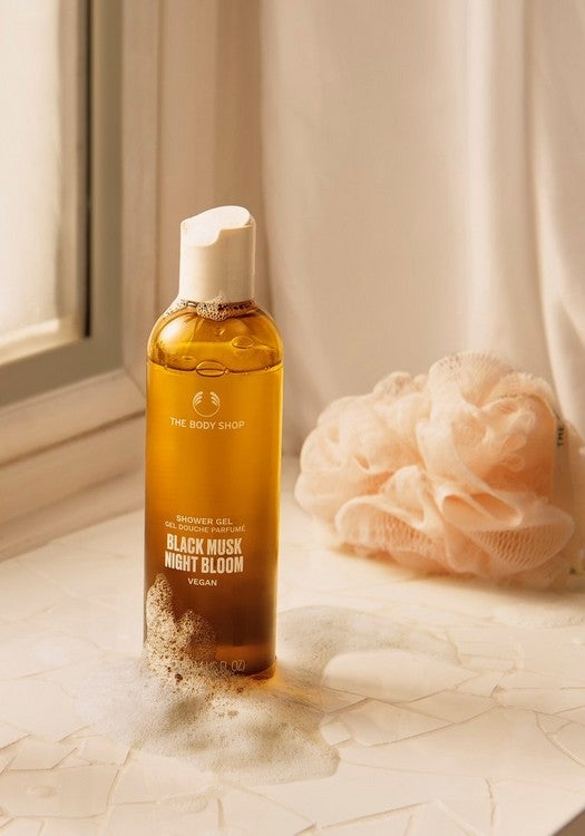 Black Musk Night Bloom Shower Gel