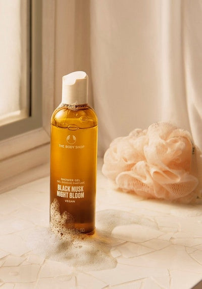 Black Musk Night Bloom Shower Gel